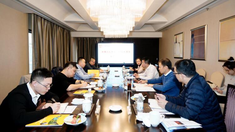 新疆pp电子集团总司理王宏江来访交流